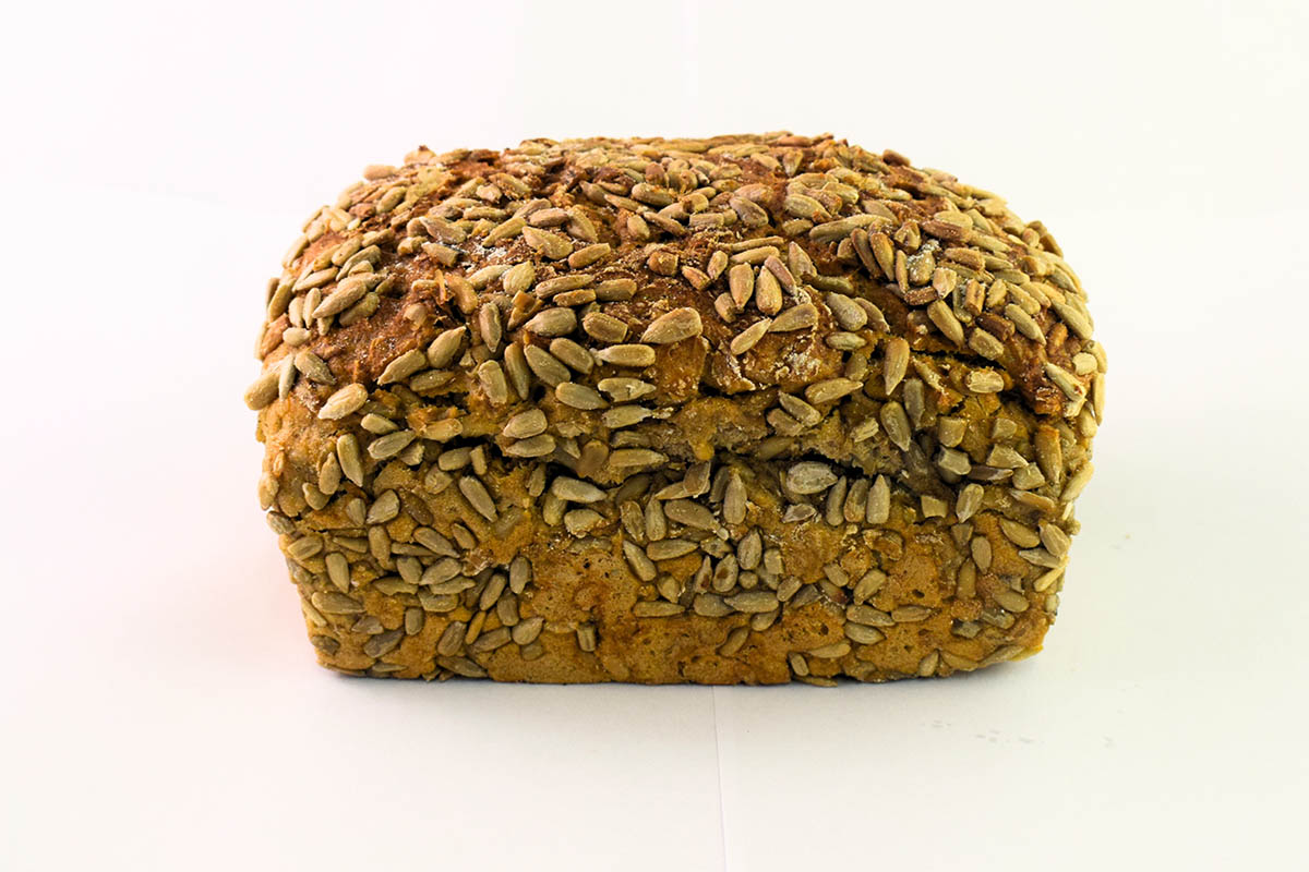 chleb żytni ze słonecznikiem